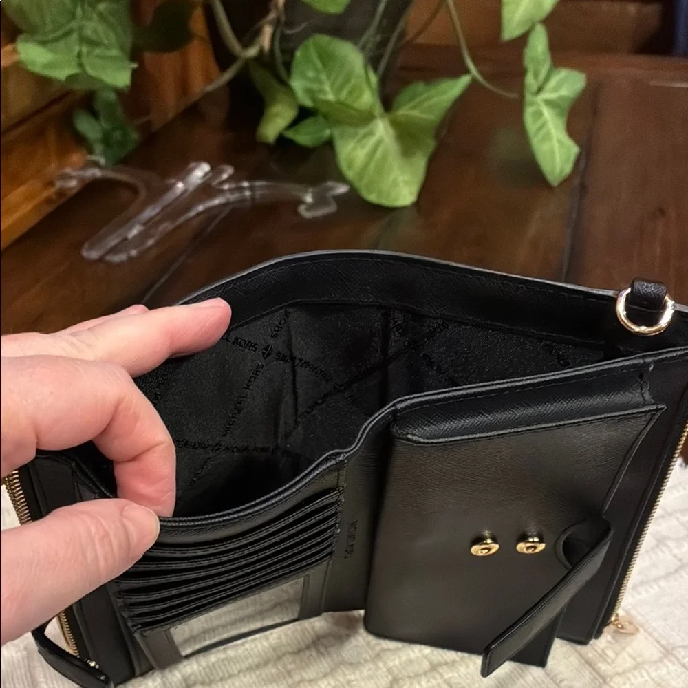 Michael Kors Saffiano Leather Black and Gold Double Zip Wallet/Clutch (ABBA) - Picture 11 of 15